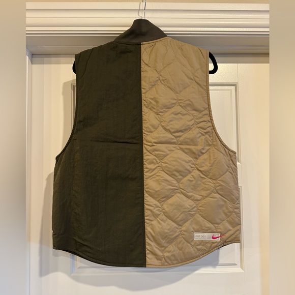 Nike Vest - Picture 2 of 3